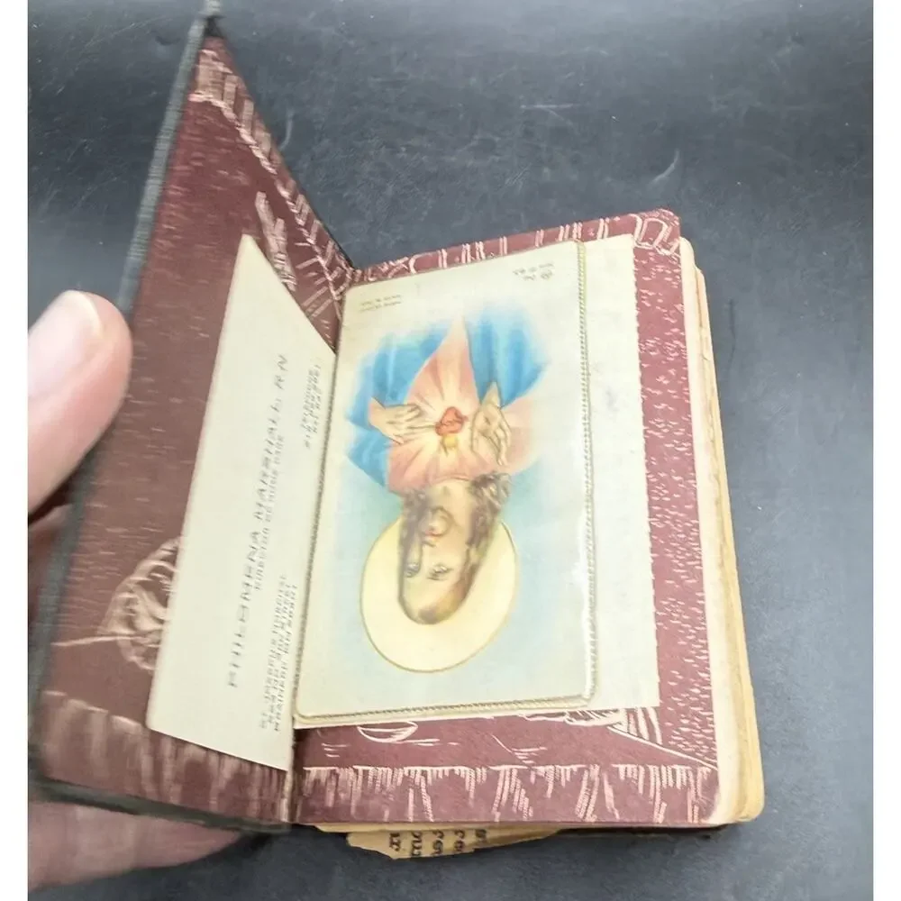 Priest Personal 1940’s Key Of Heaven Catholic Devotions Loaded W Holy Cards!